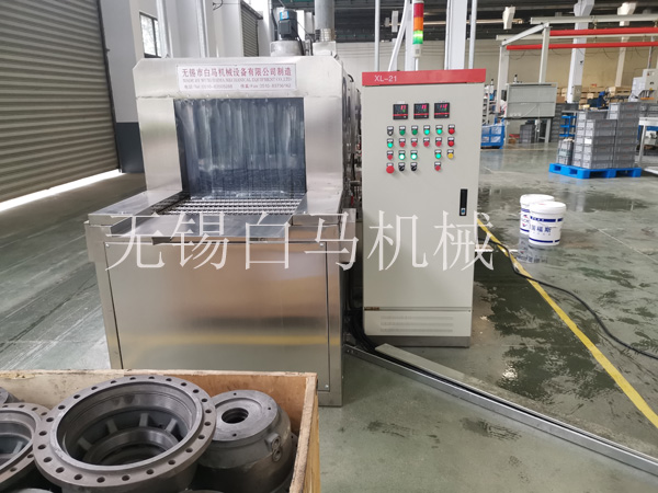國茂減速機(jī)殼體清洗機(jī)